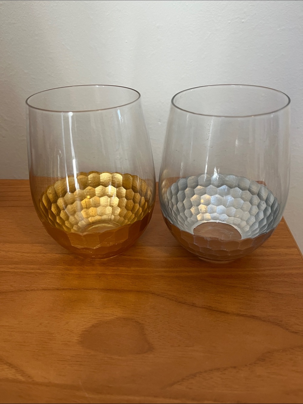 Set of 2 Honeycomb Stemless Glasses - Gold & Silver Bases